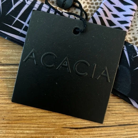 Acacia Kauai Halter Bikini Top NWT - Picture 6 of 7